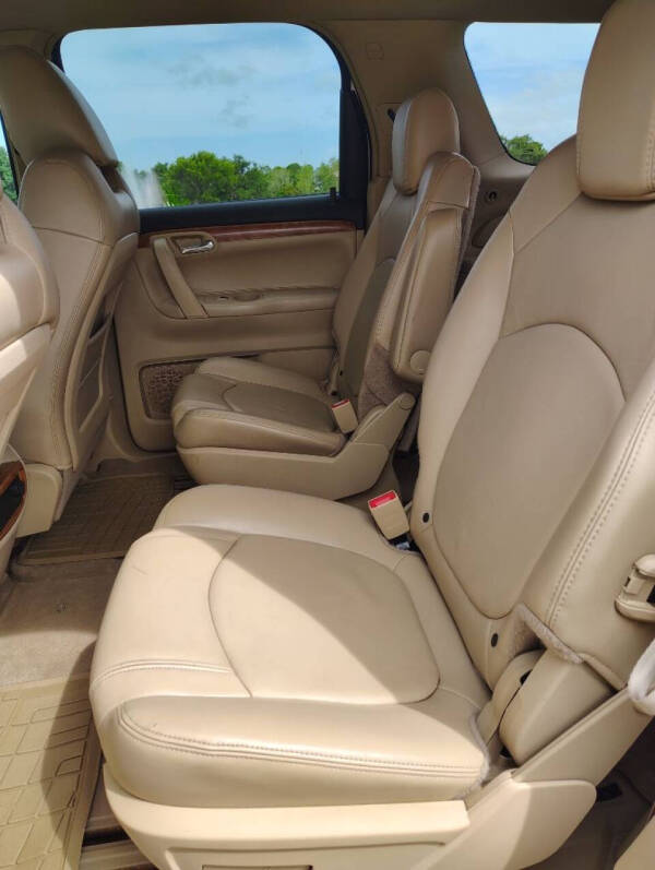 2009 Saturn Outlook XR