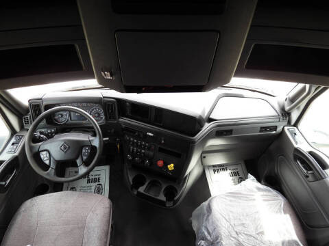 2020 International LT625
