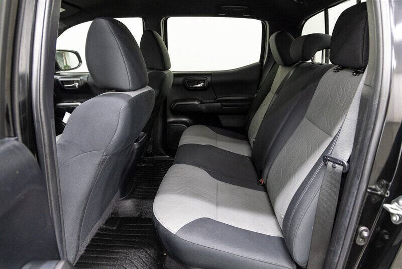 2022 Toyota Tacoma TRD Off-Road