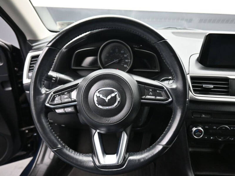 2017 Mazda MAZDA3 Touring
