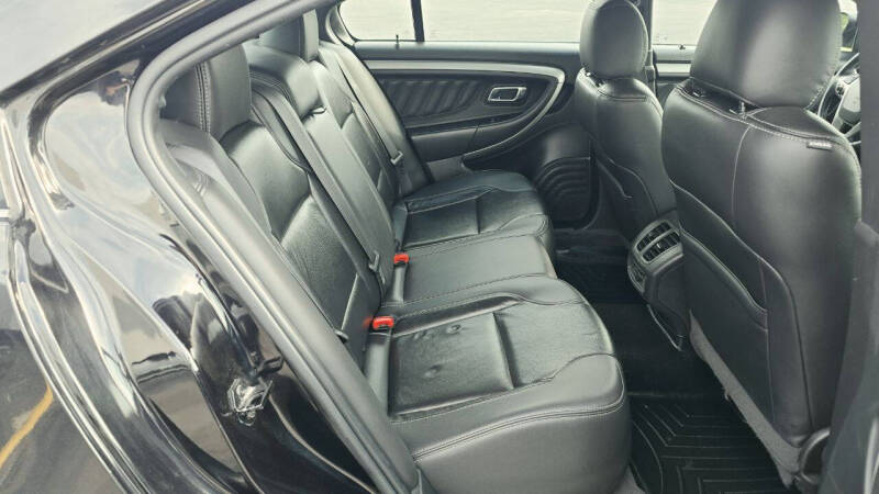 2019 Ford Taurus SEL