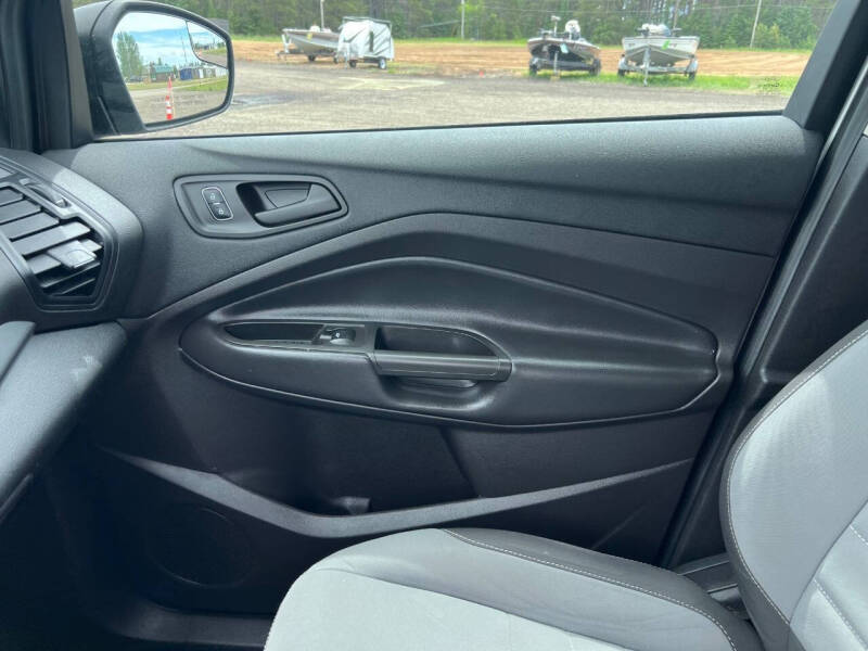 2017 Ford Escape S