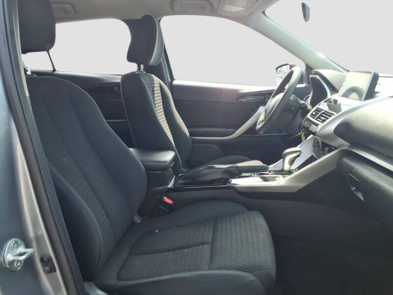 2019 Mitsubishi Eclipse Cross LE