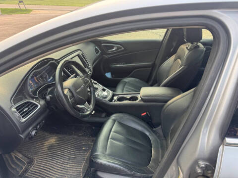 2015 Chrysler 200 C