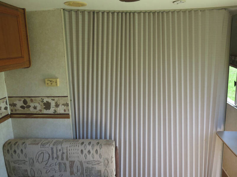 2003 Fleetwood RV Wilderness 240BH