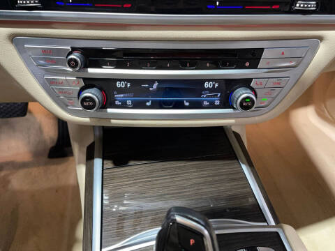 2018 BMW 7 Series 740i