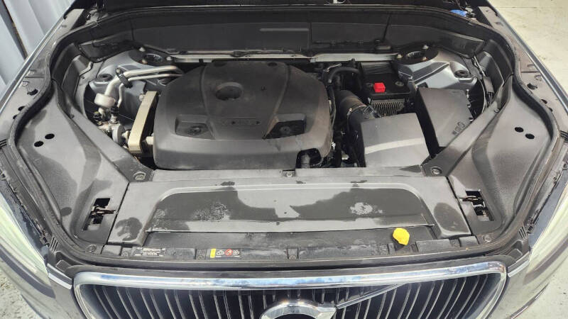 2018 Volvo XC90 T5 Momentum 7-Passenger