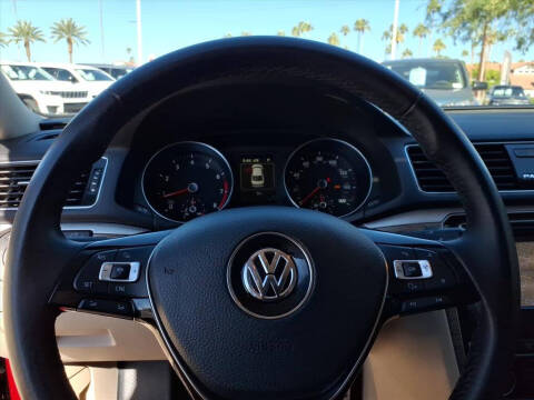 2018 Volkswagen Passat 2.0T SEL Premium