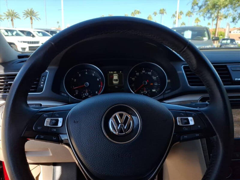 2018 Volkswagen Passat 2.0T SEL Premium