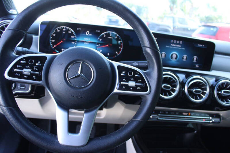 2020 Mercedes-Benz A-Class A 220