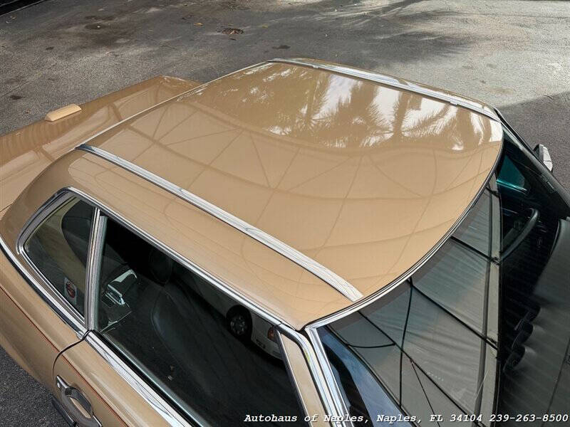 1988 Mercedes-Benz 560-Class 560 SL