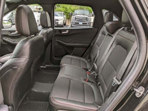 2024 Ford Escape ST-Line Select