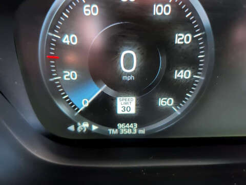 2019 Volvo XC60 T6 R-Design