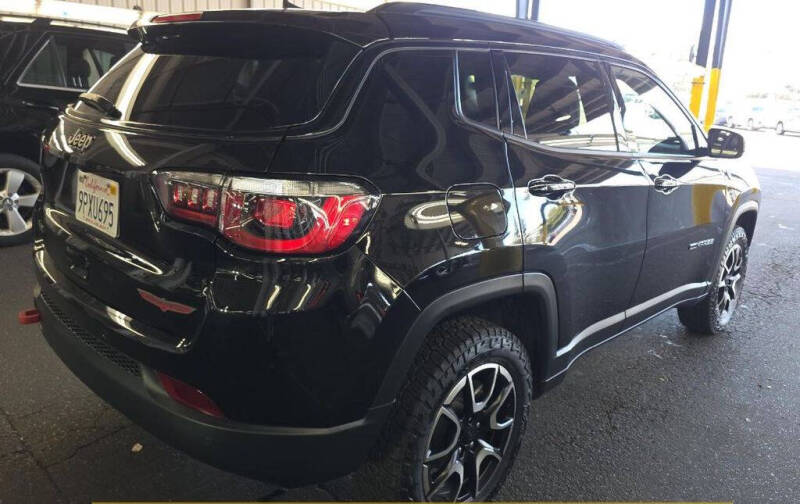 2024 Jeep Compass Trailhawk