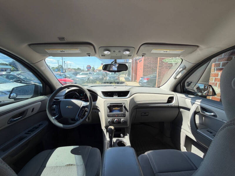 2013 Chevrolet Traverse LS