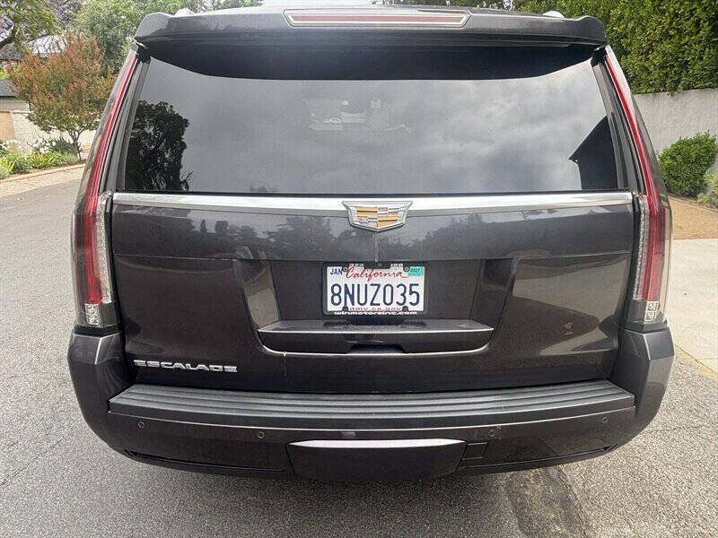 2017 Cadillac Escalade Premium Luxury