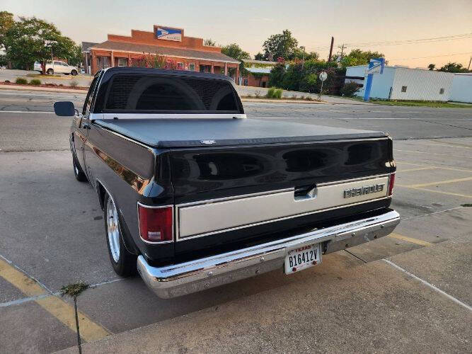 1987 Chevrolet Silverado 1500 SS Classic
