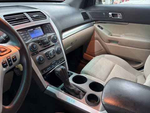 2014 Ford Explorer