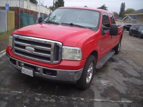 2006 Ford F-350 Super Duty for sale at Gaynor Imports in Stanton CA