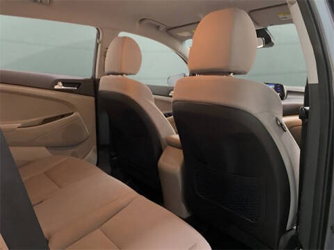 2021 Hyundai Tucson SE