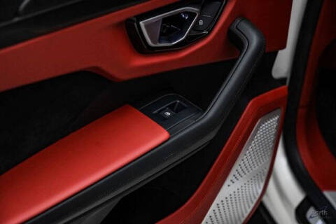 2022 Lamborghini Urus
