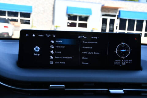 2025 Genesis GV70 2.5T Standard