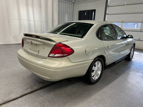 2004 Ford Taurus SEL
