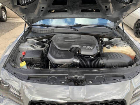 2017 Chrysler 300