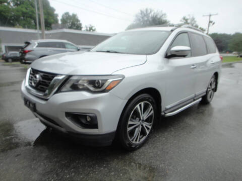 2020 Nissan Pathfinder Platinum