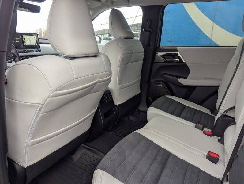 2026 Mitsubishi Outlander