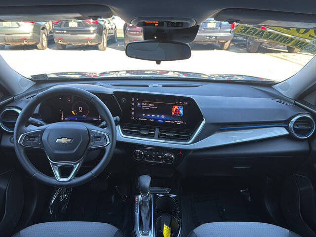 2024 Chevrolet Trax LT