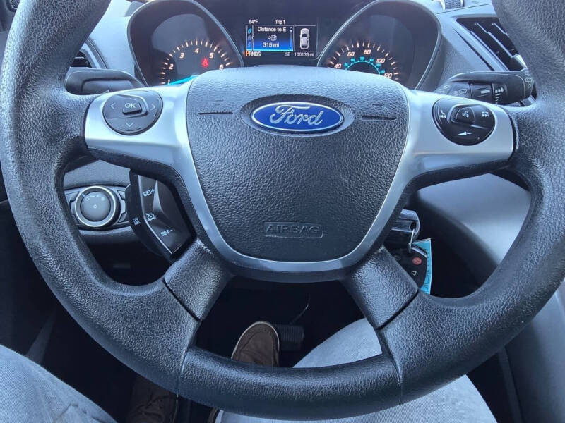 2016 Ford Escape SE