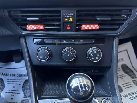 2020 Volkswagen Jetta R-Line