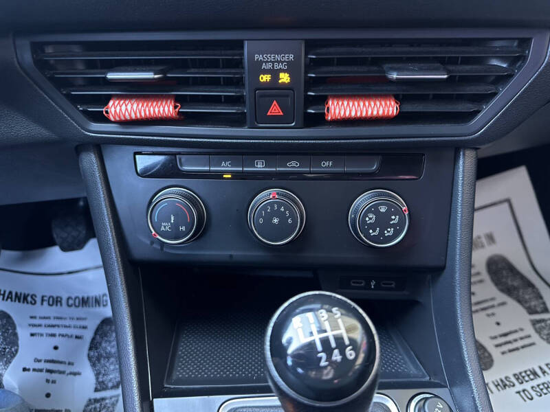 2020 Volkswagen Jetta R-Line