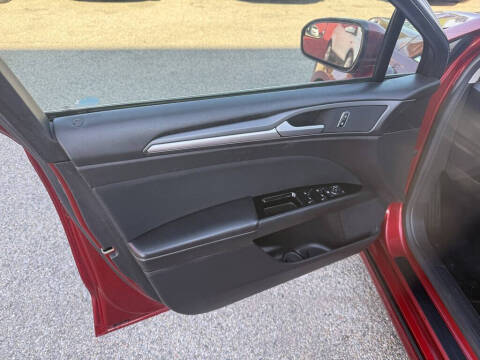 2013 Ford Fusion SE