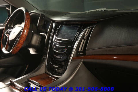 2019 Cadillac Escalade ESV Standard