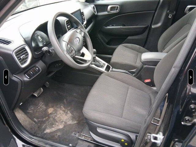 2023 Hyundai Venue SE