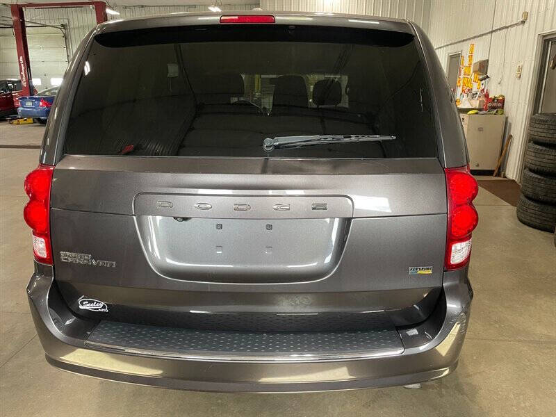 2017 Dodge Grand Caravan SE