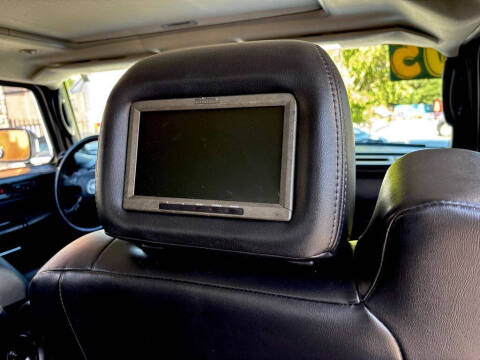 2005 HUMMER H2