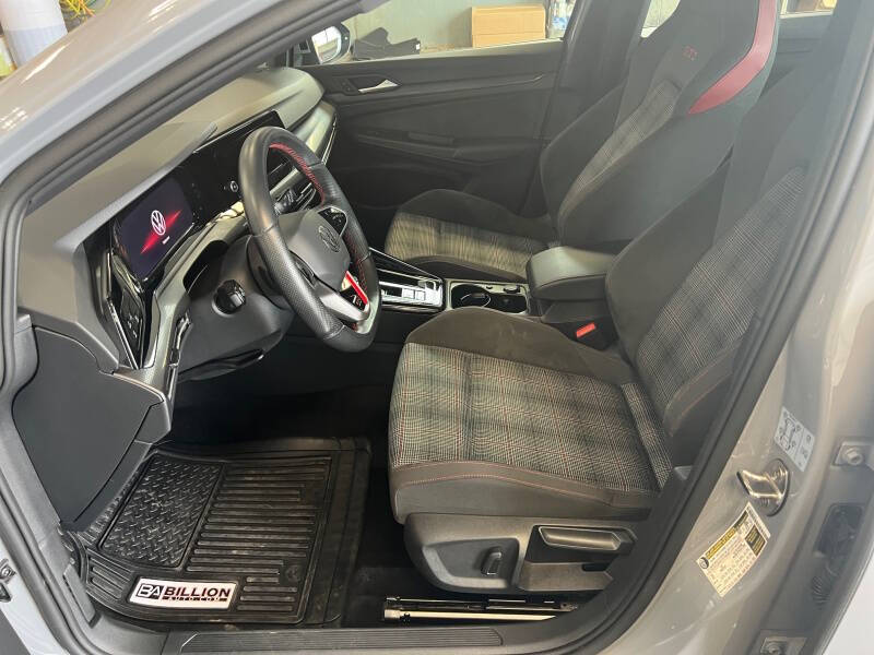 2024 Volkswagen Golf GTI S