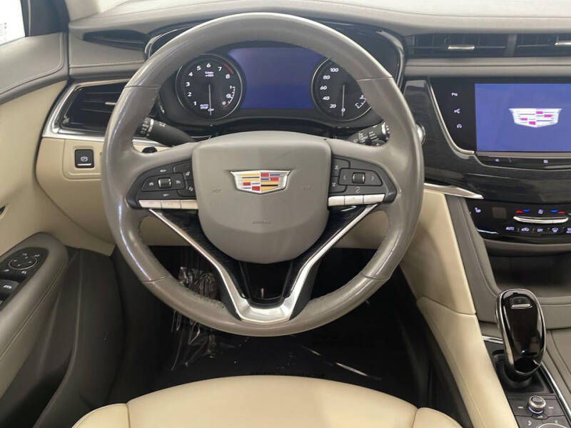 2021 Cadillac XT6 Premium Luxury