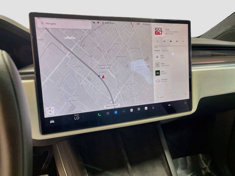2022 Tesla Model X Plaid