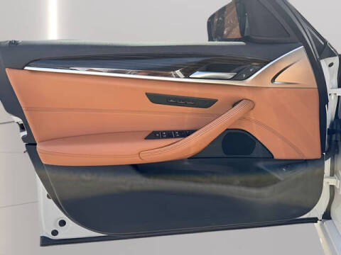 2022 BMW 5 Series 540i