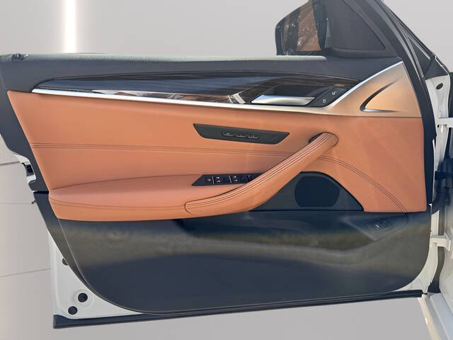 2022 BMW 5 Series 540i