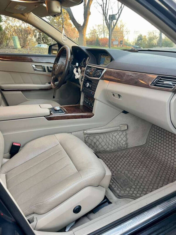 2011 Mercedes-Benz E-Class E 350 BlueTEC Luxury