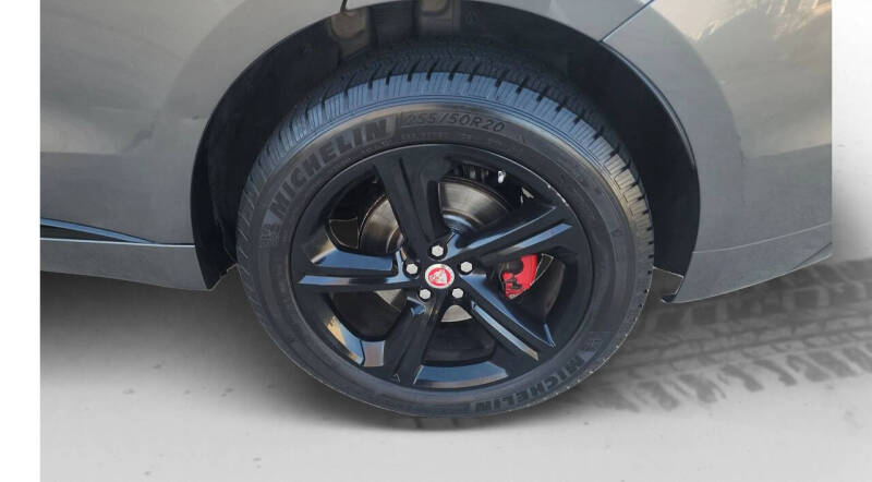 2017 Jaguar F-PACE S