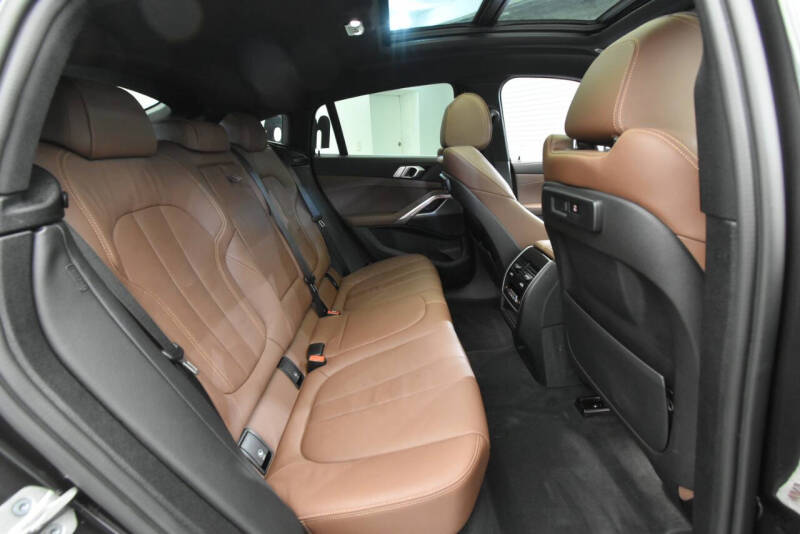 2022 BMW X6 xDrive40i