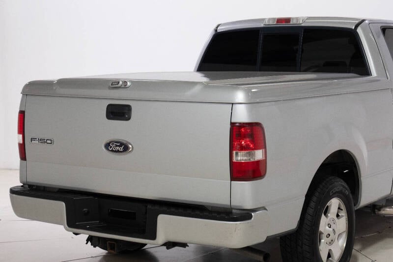 2006 Ford F-150 STX photo 23