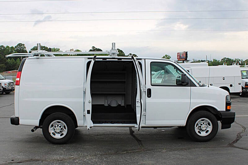 2024 Chevrolet Express 2500