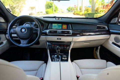 2013 BMW 5 Series 535i Gran Turismo